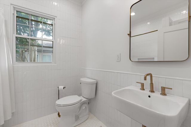 616 Barton Avenue, Chattanooga, TN 37405