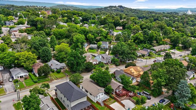 616 Barton Avenue, Chattanooga, TN 37405