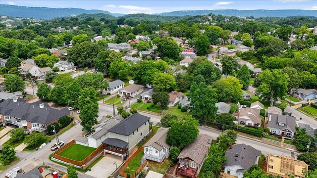 616 Barton Avenue, Chattanooga, TN 37405