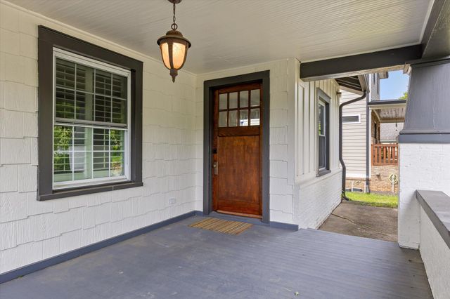 616 Barton Avenue, Chattanooga, TN 37405