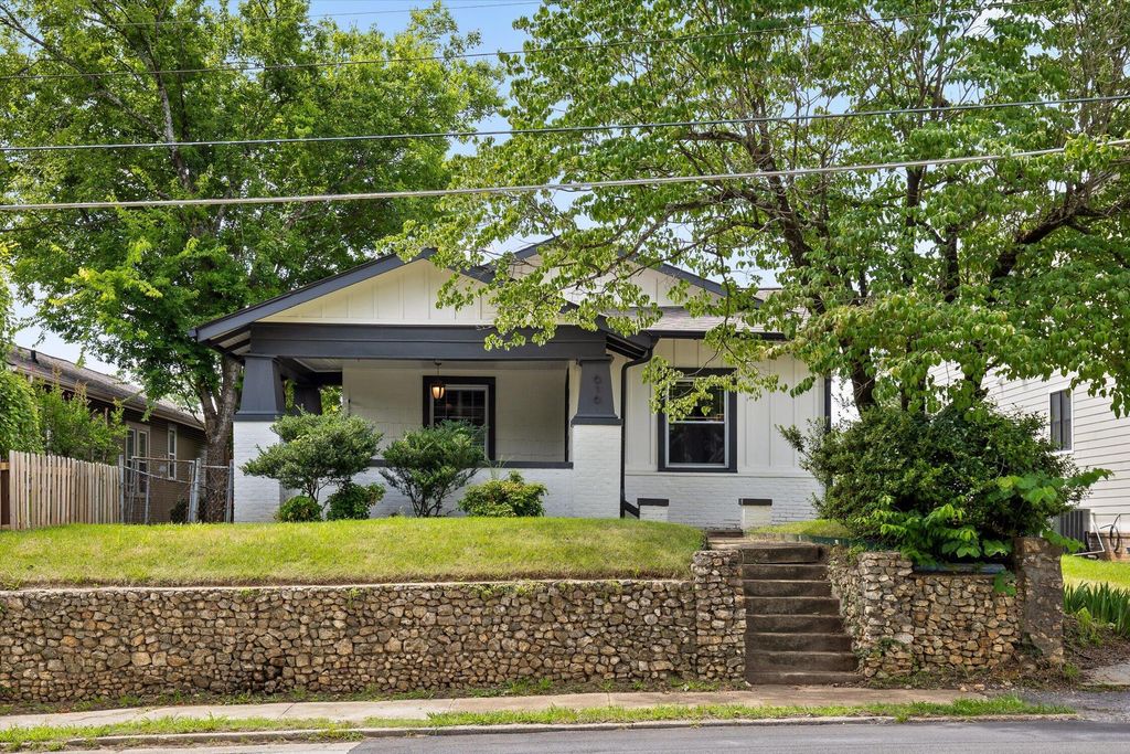 616 Barton Avenue, Chattanooga, TN 37405