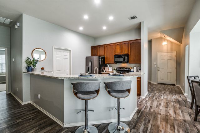 9938 Wethers Field Circle, Providence Village, TX 76227