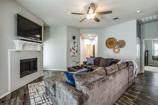 9938 Wethers Field Circle, Providence Village, TX 76227