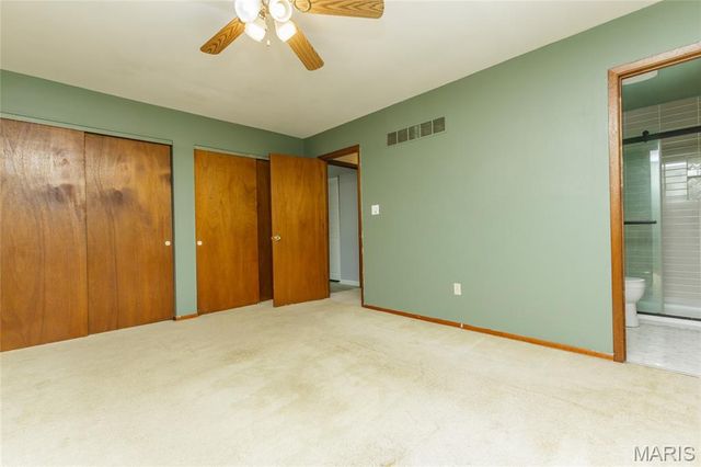 3225 Yale Boulevard, St Charles, MO 63301
