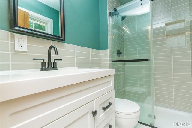 3225 Yale Boulevard, St Charles, MO 63301