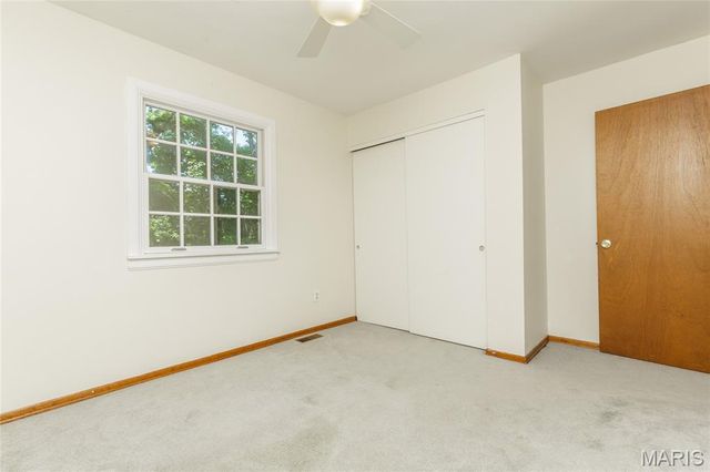 3225 Yale Boulevard, St Charles, MO 63301