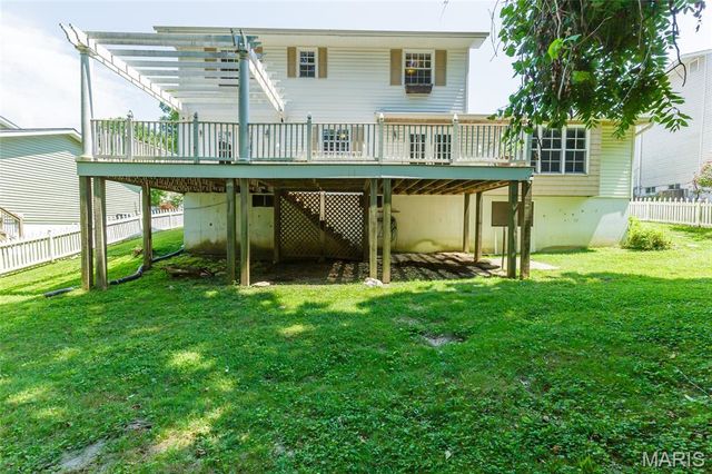 3225 Yale Boulevard, St Charles, MO 63301