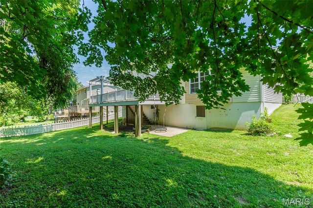 3225 Yale Boulevard, St Charles, MO 63301