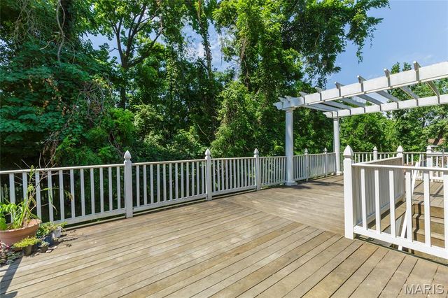 3225 Yale Boulevard, St Charles, MO 63301