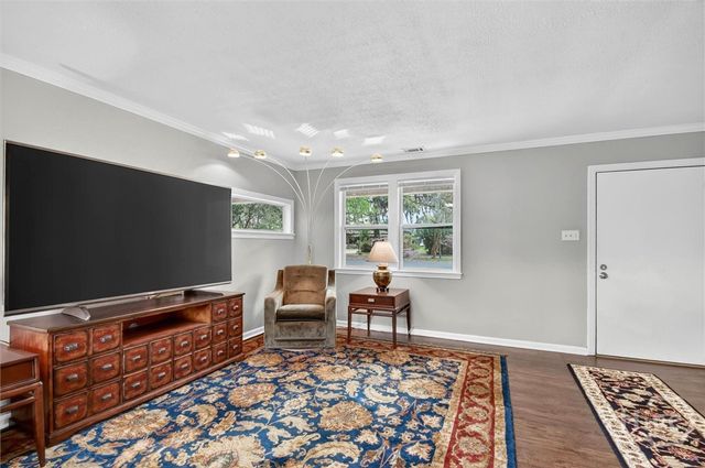 710 Highland Drive, Savannah, GA 31416