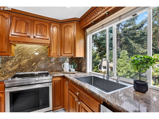 10774 Se 99TH Dr, Happy Valley, OR 97086