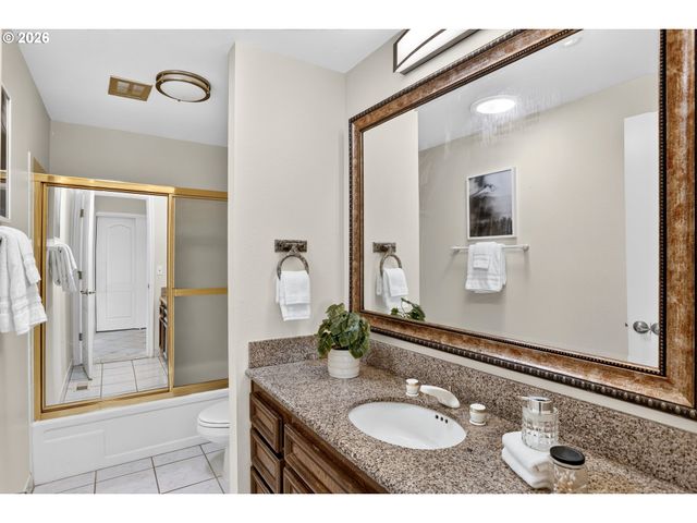 10774 Se 99TH Dr, Happy Valley, OR 97086
