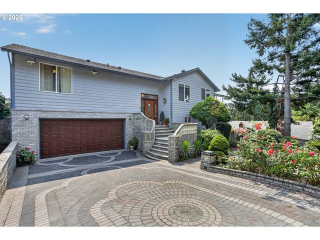 10774 Se 99TH Dr, Happy Valley, OR 97086