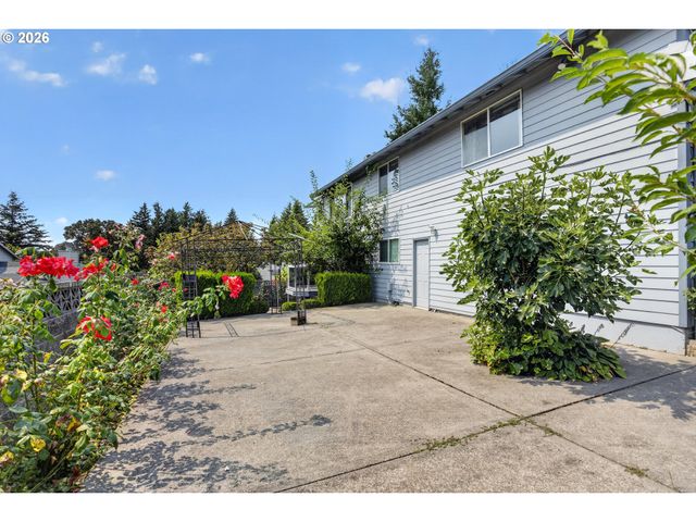 10774 Se 99TH Dr, Happy Valley, OR 97086
