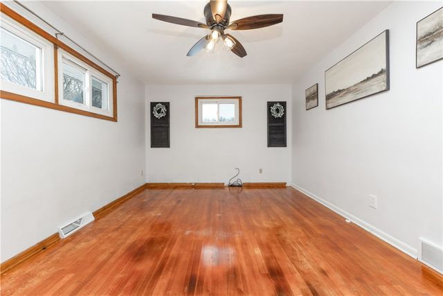 820 Greenville Rd, Coolspring Twp, PA 16137