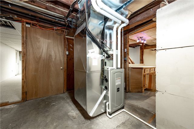 820 Greenville Rd, Coolspring Twp, PA 16137