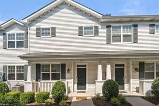 4548 Turnworth ARCH # 834, Virginia Beach, VA 23456