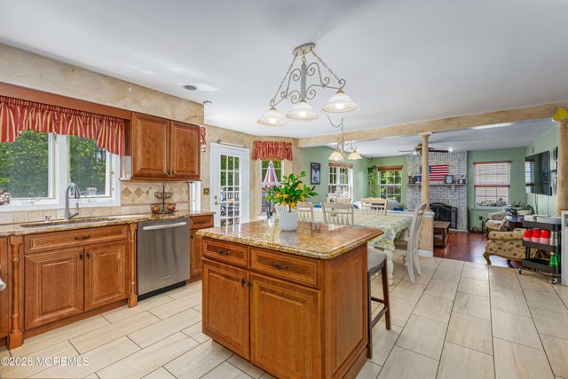 1 Kristen Court, Matawan, NJ 07747