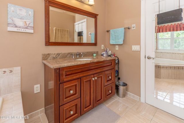 1 Kristen Court, Matawan, NJ 07747