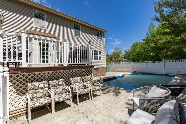 1 Kristen Court, Matawan, NJ 07747