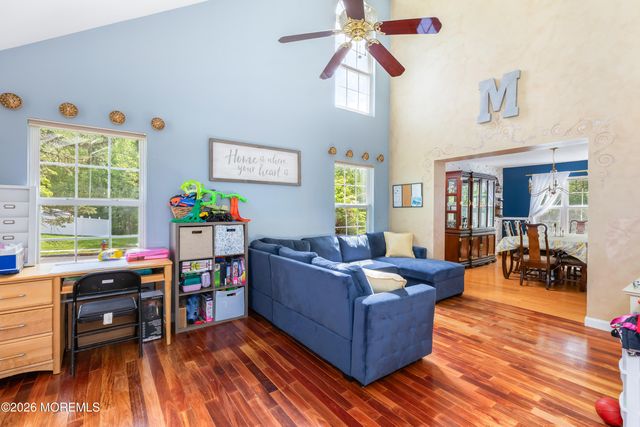 1 Kristen Court, Matawan, NJ 07747