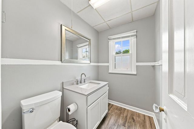 1630 E New York Street, Aurora, IL 60505