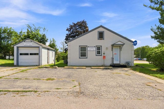 1630 E New York Street, Aurora, IL 60505