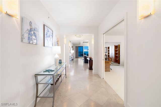 11125 Gulf Shore DR PH-7, Naples, FL 34108