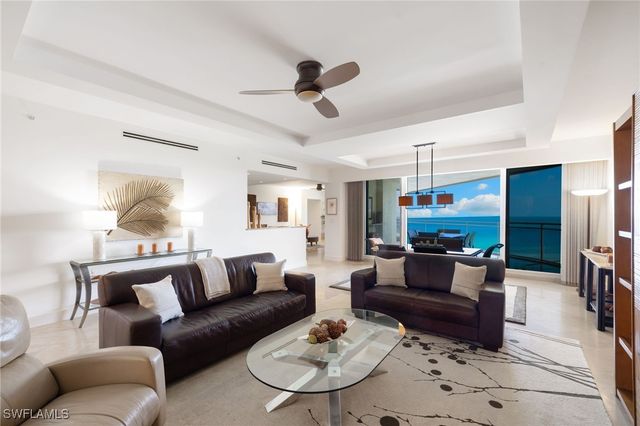 11125 Gulf Shore DR PH-7, Naples, FL 34108