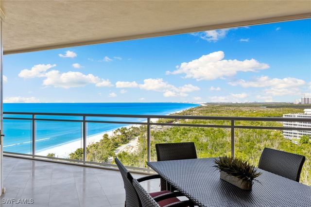 11125 Gulf Shore DR PH-7, Naples, FL 34108