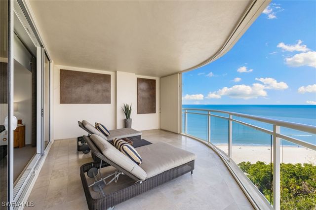 11125 Gulf Shore DR PH-7, Naples, FL 34108