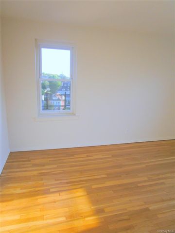 585 McLean Avenue 6E, Yonkers, NY 10705