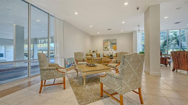 1212 BENJAMIN FRANKLIN DRIVE 907, Sarasota, FL 34236