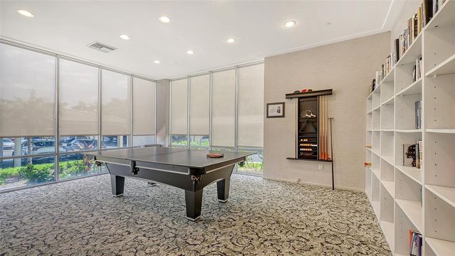 1212 BENJAMIN FRANKLIN DRIVE 907, Sarasota, FL 34236