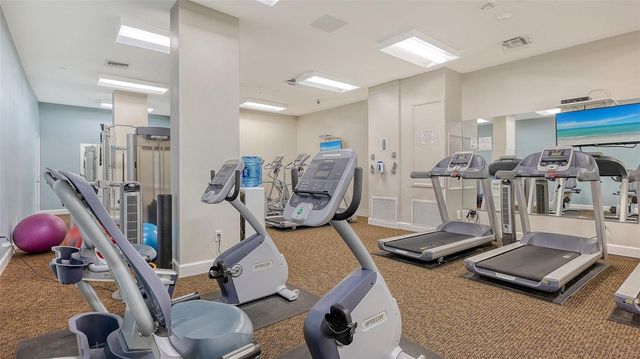 1212 BENJAMIN FRANKLIN DRIVE 907, Sarasota, FL 34236