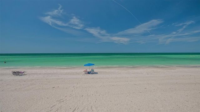 1212 BENJAMIN FRANKLIN DRIVE 907, Sarasota, FL 34236