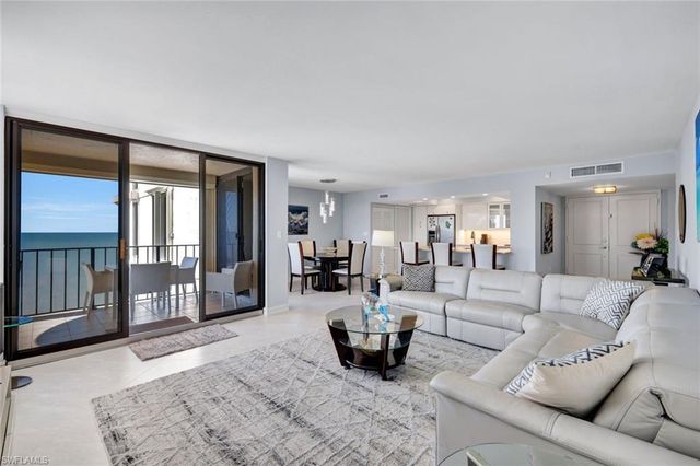 3215 Gulf Shore BLVD N # 704N, Naples, FL 34103