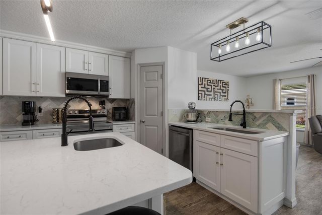 14 LLEWELLYN TRAIL, Palm Coast, FL 32164
