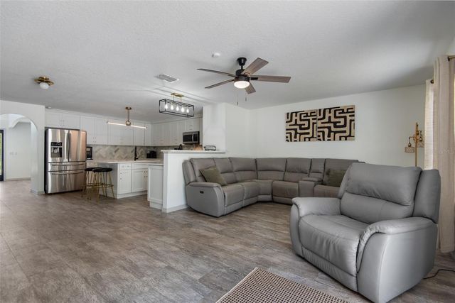 14 LLEWELLYN TRAIL, Palm Coast, FL 32164