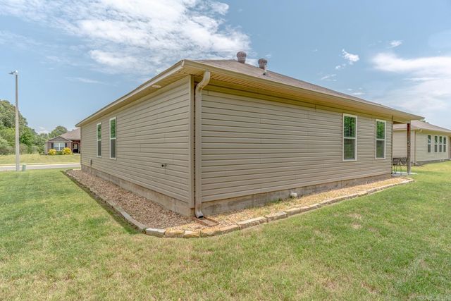 805 Elizabeth Ln, Jonesboro, AR 72405