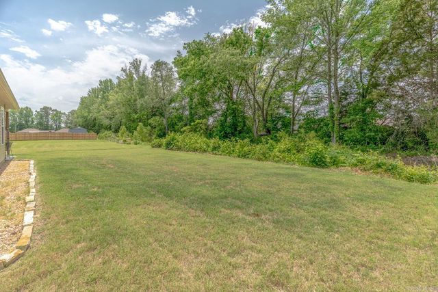 805 Elizabeth Ln, Jonesboro, AR 72405