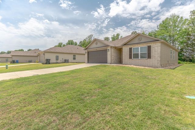 805 Elizabeth Ln, Jonesboro, AR 72405
