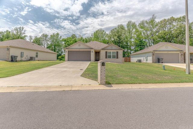 805 Elizabeth Ln, Jonesboro, AR 72405