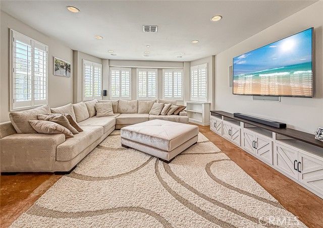 2775 Edgeview Court, Newbury Park (thousand Oaks), CA 91320