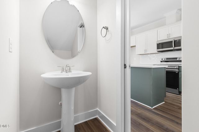 911 Grant Street, Durham, NC 27701