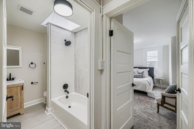 5248 LINDEN HEIGHTS AVE, Baltimore, MD 21215