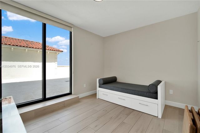 1300 Ponce De Leon Boulevard 901, Coral Gables, FL 33134