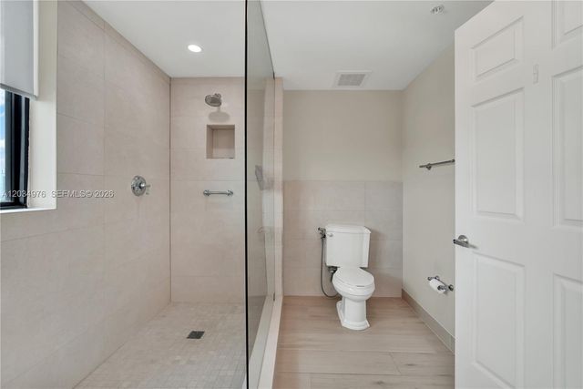1300 Ponce De Leon Boulevard 901, Coral Gables, FL 33134
