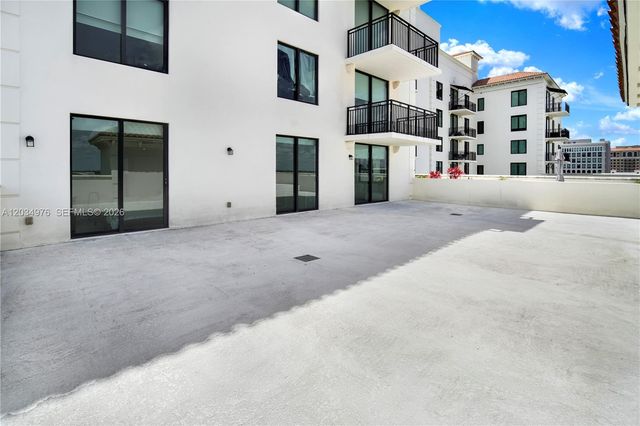 1300 Ponce De Leon Boulevard 901, Coral Gables, FL 33134