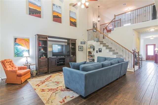 252 Pond View PASS, Buda, TX 78610